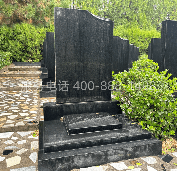 双穴立碑4号