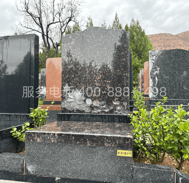双穴立碑9号